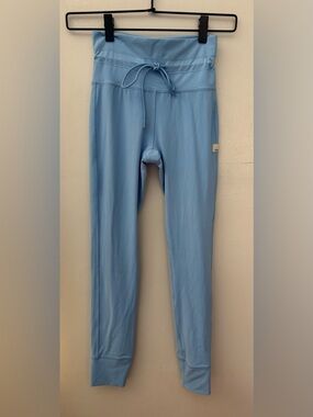 Vuori Women’s Daily Form Legging XS- Spring